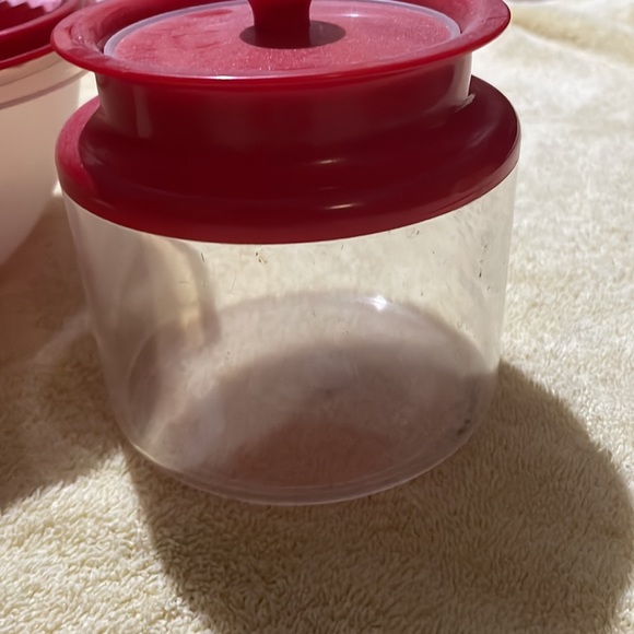Tupperware - Picture 5 of 13
